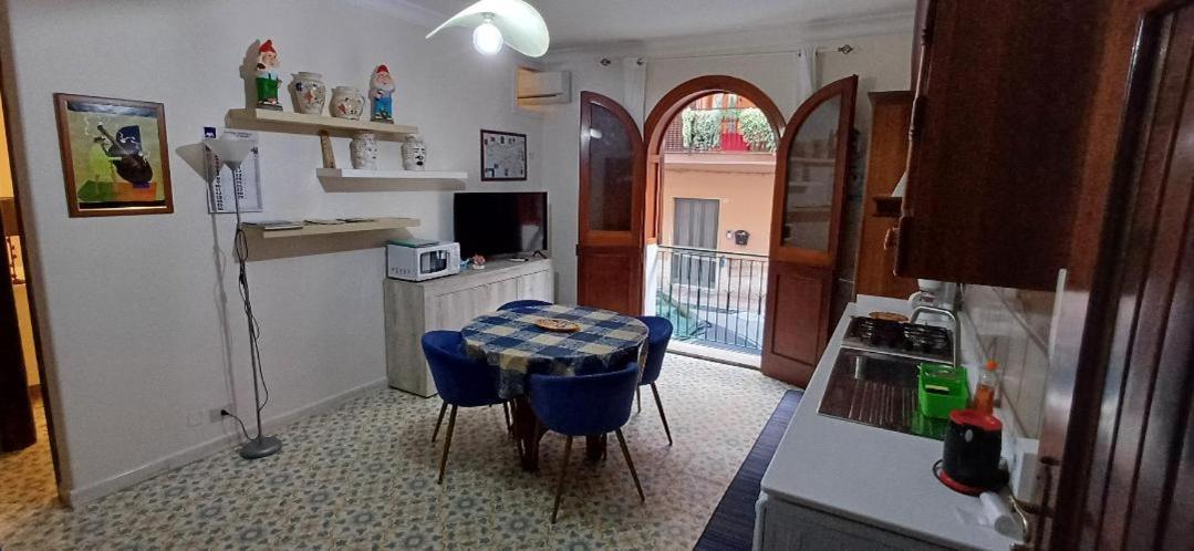 דירות גיארדיני נאקסוס Casa Mary מראה חיצוני תמונה